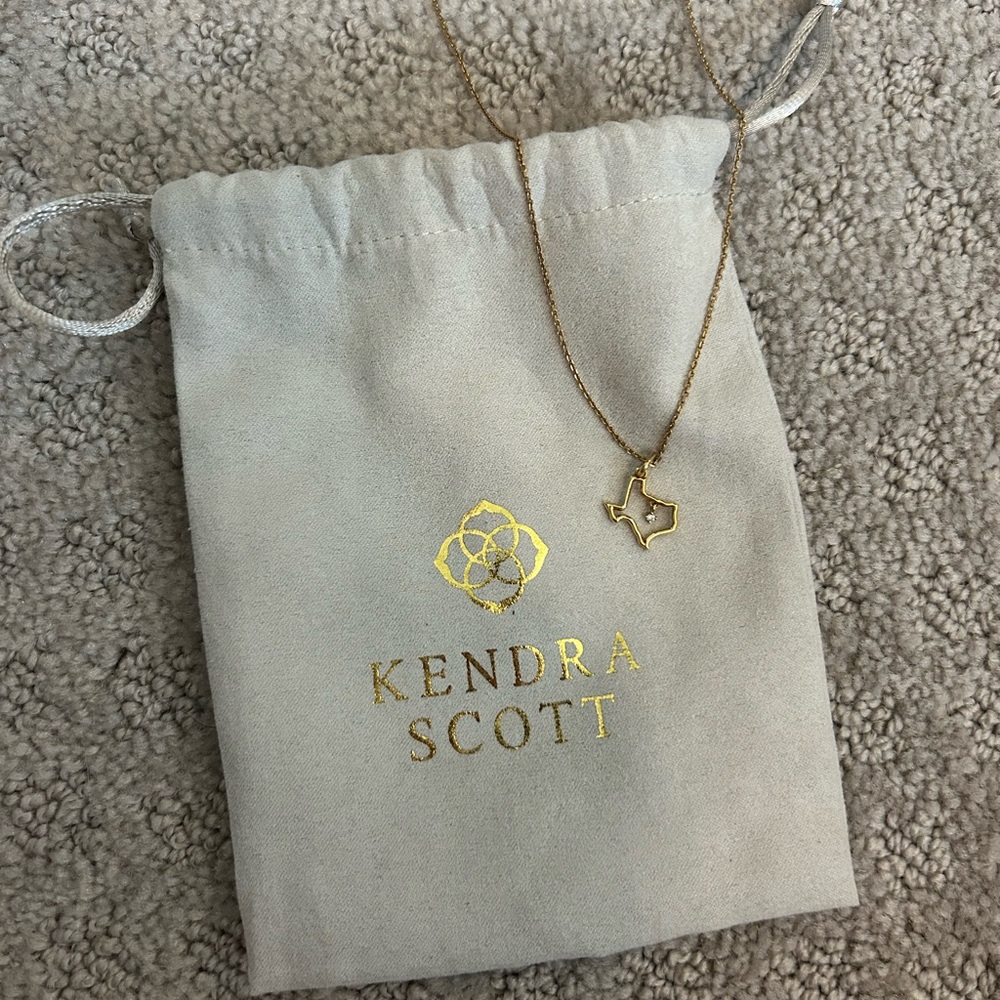 Kendra Scott Gold Chain Texas Necklace
